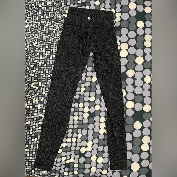 Lululemon Wunder Under High-Rise Tight - Picture 2 of 3